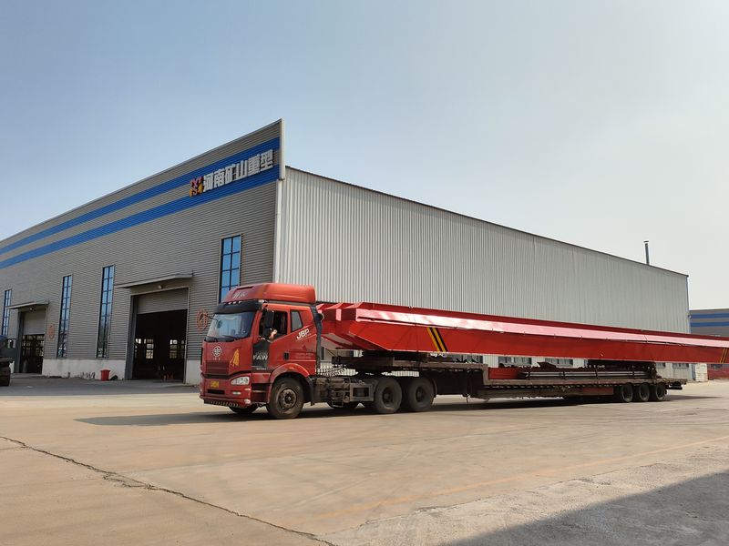 4臺電動單梁起重機，LD10t-26.53m，發(fā)往浙江交付客戶使用。